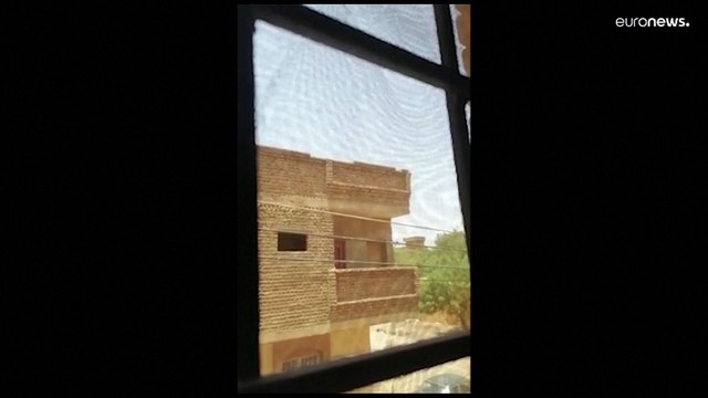السودان: الطيران الحربي قصف قواعد تابعة لقوات الدعم السريع في الخرطوم