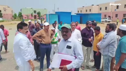 మెదక్: డబుల్ బెడ్ రూమ్ పనులు పక్షం రోజుల్లో పూర్తి చేయాలి