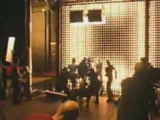 Lisa Marie Presley - Clip Lights Out explications