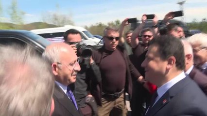 Cumhurbaşkanı Adayı Kılıçdaroğlu, Bulgaristan Kırcaali'de: "Sınırlarımız Ayrı Olsa da Gönüllerimiz Birlikte"