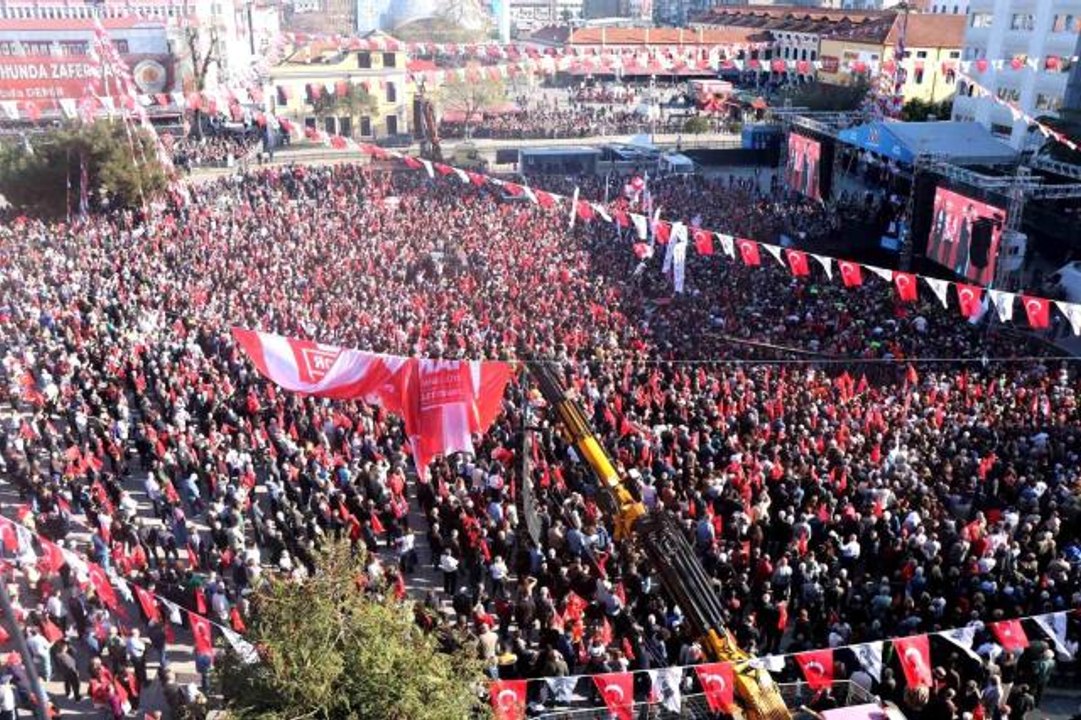 Ekrem İmamoğlu: "Millet İttifakı gençlerin geleceğini inşa edecek"