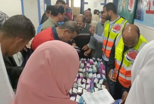 مبادرة «وطن واحد» توزع 450 نظارة طبية و2000 كرتونة غذائية لأبناء سيناء