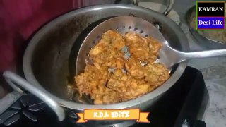 Aloo ke Pakoras | آلو کے پکوڑے بنانے کا آسان طریقہ  | Potato Snacks | Kamran Desi Life #baba food
