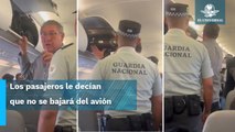 Guardia Nacional baja a pasajero de Viva Aerobus tras denunciar sobreventa de boletos