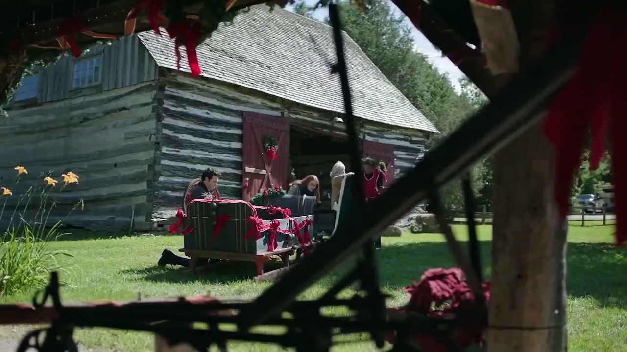 Christmas at Maple Creek - 123Movies