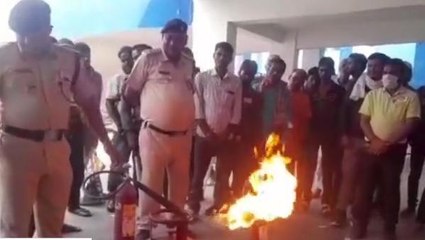 सुपौल: अग्निशमन विभाग द्वारा द्वारा किया गया मॉक ड्रिल, जाने कैसे बचना है आग से