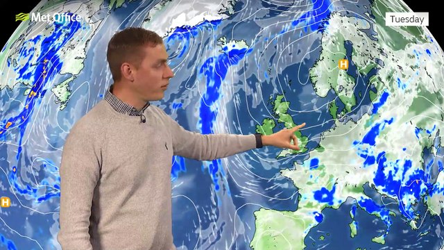 Met Office Afternoon Weather Forecast 16/04/23 – Sunny spells, some western showers