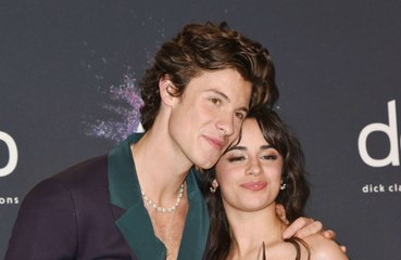 Télécharger la video: Shawn Mendes and Camila Cabello 'stayed together all night' at Coachella