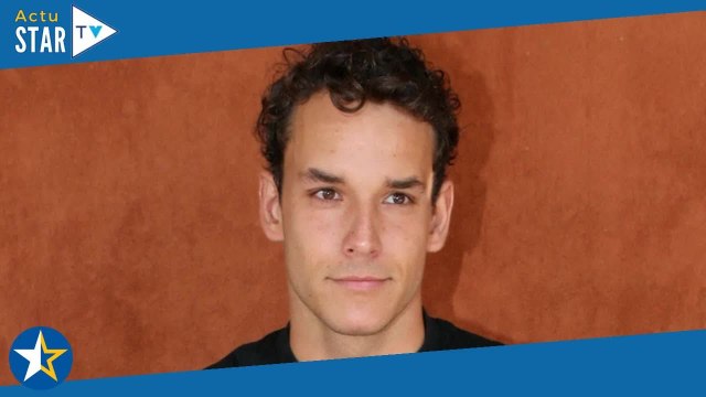 Théo Curin salement blessé : photos glaçantes de la jambe du sportif dévoilées