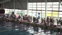 Paletli Yüzme Büyükler ve Gençler Türkiye Şampiyonası İstanbul'da yapıldı