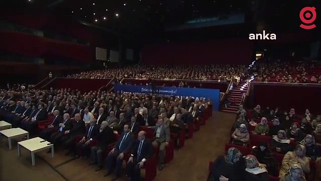 CHP İstanbul İl Başkanı Canan Kaftancıoğlu: Göçük altında kendi selalarını duyan vatandaşlarımız varken o depremi hissetmemişlere, 14 Mayıs akşamı koltuklarında o depremi hissettirmeye var mısınız?