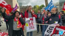 Francia: sindicatos aseguran que firma de ley de pensiones no los detendrá y seguirán las huelgas