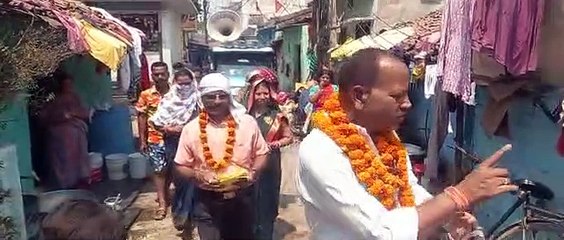 वीडियो देखें...तालाबों को बचाने अनोखी पहल: एक मुट्ठी चावल देकर दिलवा रहे कसम