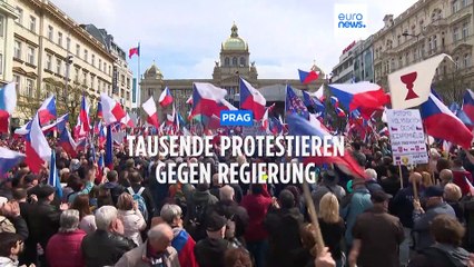 Скачать видео: Protest in Prag: Mehr Hilfe für die Tschechen statt für die Ukrainer