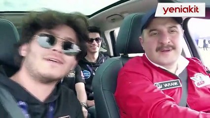 Bakan Varank, Togg'a gençleri alıp sürdü