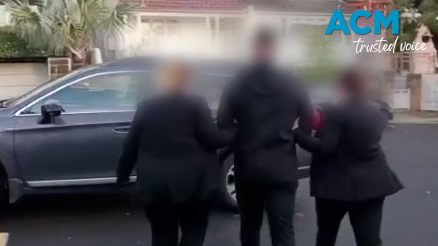 NSW man charged with selling Australian defence secrets to two Chinese ...
