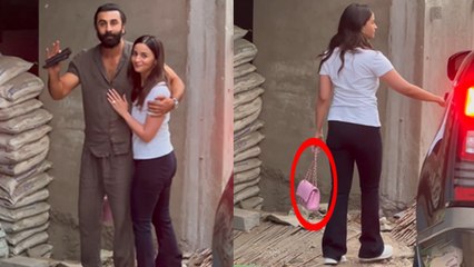 Ranbir Kapoor ने First Wedding Anniversary पर Wife Alia को Expensive Pink Bag Gift, Price जानकर..