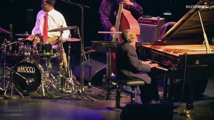 الموت يُغيب عازف البيانو الأميركي أحمد جمال عن 92 عاماً