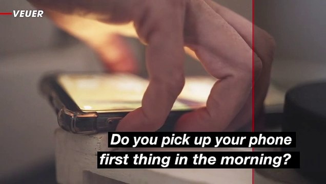 Reaching for Your Phone First Thing in the Morning? You Might Be Stressing Yourself Out