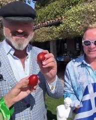 Χάιντι Κλουμ: Πάσχα α λα ελληνικά για την διάσημη σταρ