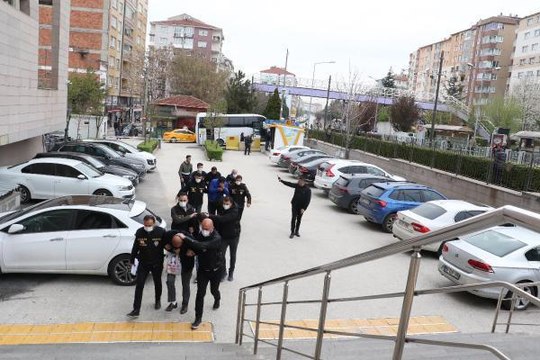 ESKİŞEHİR MERKEZLİ 4 İLDE NİTELİKLİ DOLANDIRICILIK OPERASYONU