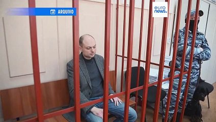 Opositor de Vladimir Putin condenado a 25 anos de prisão na Rússia