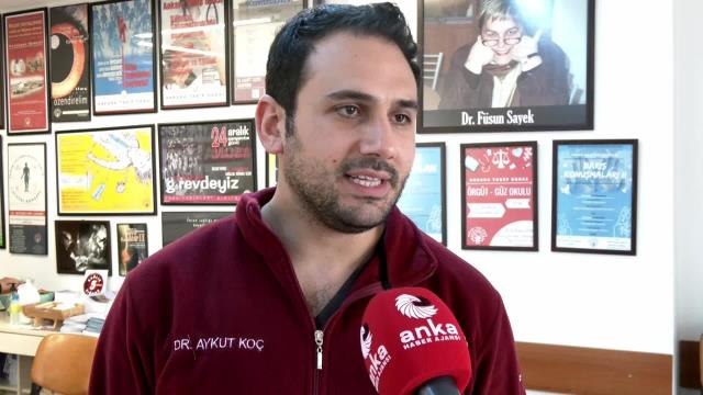 Görevi Başında Öldürülen Dr. Ersin Arslan İçin Hazırladığı Afişler Hastane Yönetimince Toplatılan Asistan Hekim Aykut Koç: Hastanelere 'Dr. Ersin...