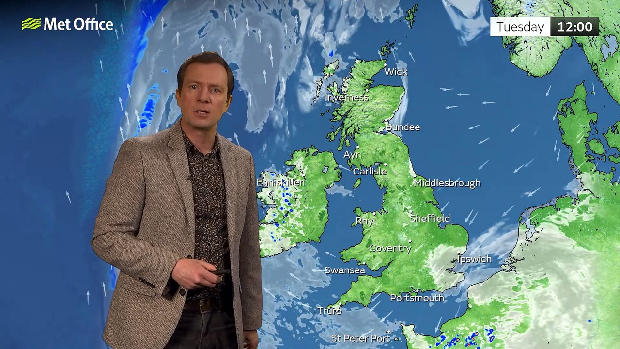 Met Office Evening Weather Forecast 17/04/23 – A cloudy night, clearing tomorrow