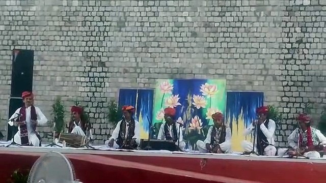 झिलमिल बरसे मेघ...साहिब जी झिलमिल बरसे मेघ