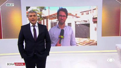 Fogos atingem público em show do cantor Gustavo Mioto 17/04/2023 13:21:30