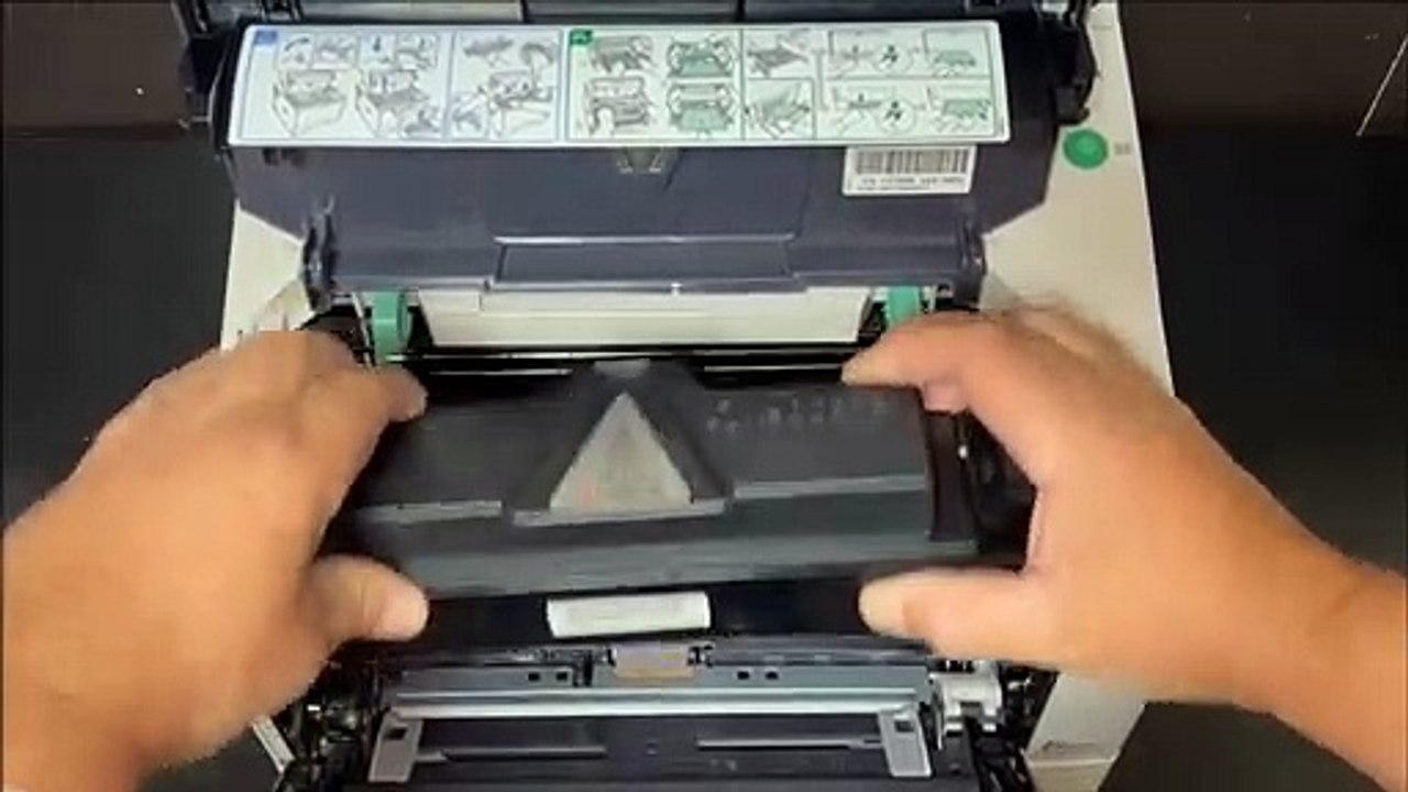 How to Replace the Drum Unit in a Kyocera Mita ECOSYS FS 1370DN Printer