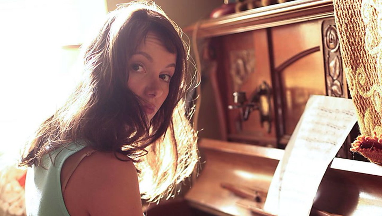 Julia Koschitz mit langen Haaren: So sah sie früher aus