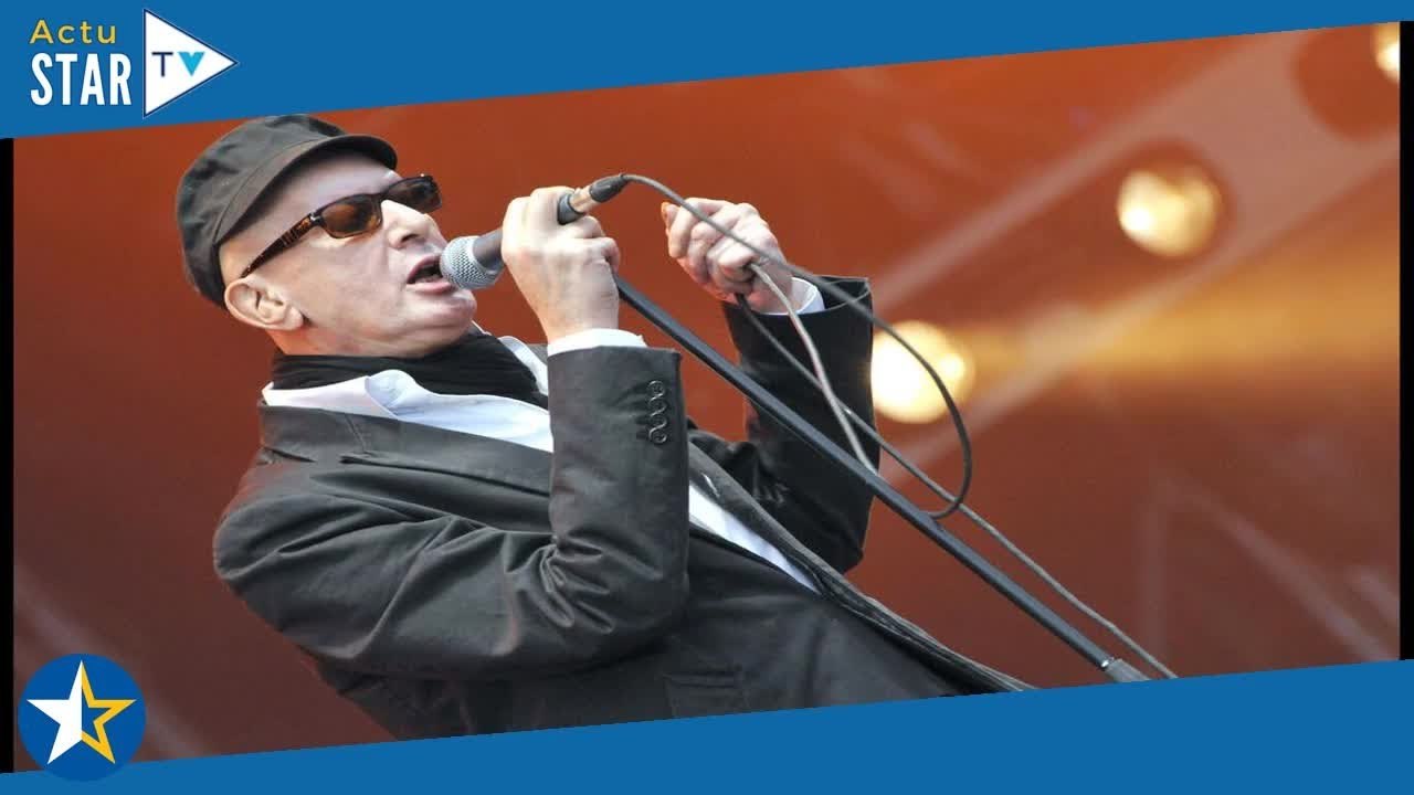 Alain Bashung : sa dernière femme Chloé Mons pas aimée par les fans du chanteur ? Elle répond