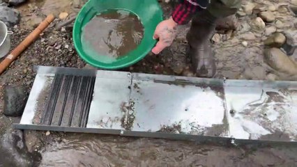 We Changed the Stream We Found the Gold Bed Searching for Gold in the Stream! I found big gold