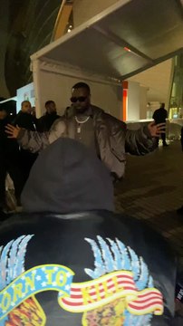 Maître Gims arrivant au concert de Jay Z à la fondation Louis Vuitton à Paris, France, le 14 avril 2023.