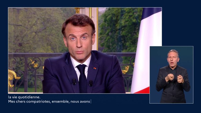 Emmanuel Macron : «D'ici la fin de l'année prochaine, nous devrons avoir désengorgé tous nos services d'urgence»