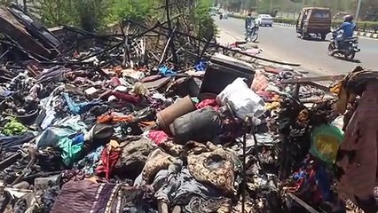 आग ने तबाह किया आशियाना, बाल-बाल बचे मां-बेटा