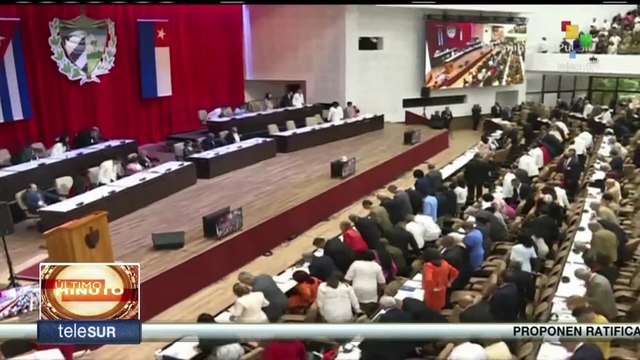 Miguel Díaz-Canel es reelecto por el Parlamento cubano como presidente de la República de Cuba
