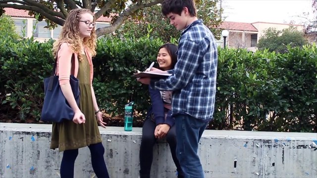 Kissing Prank - Trick Tic-Tac-Toe - Noughts and Crosses - X's and O's