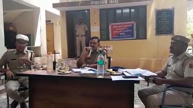 सज्जनगढ़ में एएसपी और बांसवाड़ा कोतवाली में डीएसपी ने सुनी लोगों की समस्या