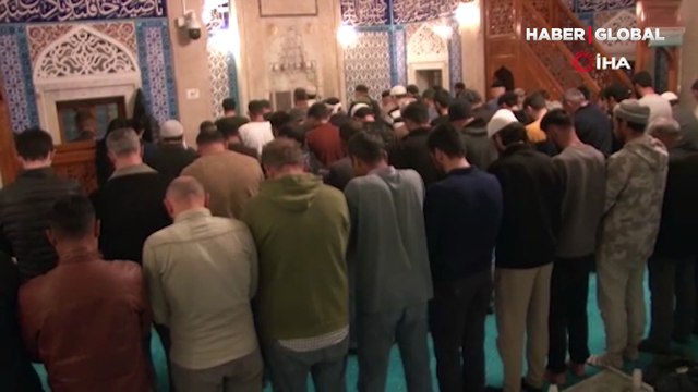 Kadir Gecesi Azerbaycan'ın başkenti Bakü'de idrak edildi