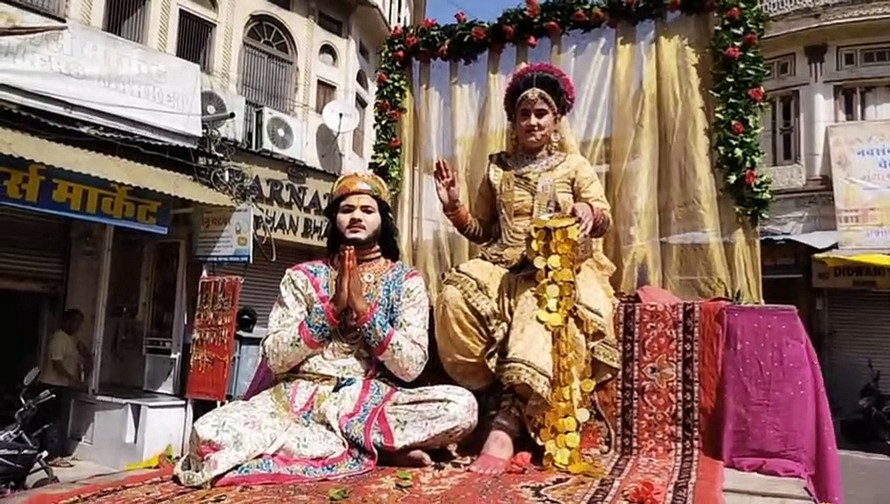सैन जयंती पर शोभायात्रा में आकर्षक झांकियों ने लुभाया