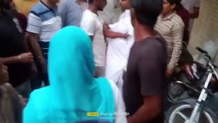 व्यापारियों व सफाई कर्मचारियों के बीच हुई हाथापाई