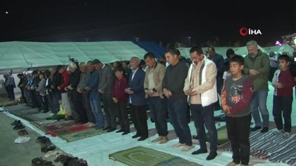 Deprem bölgesi Adıyaman'da buruk Kadir Gecesi