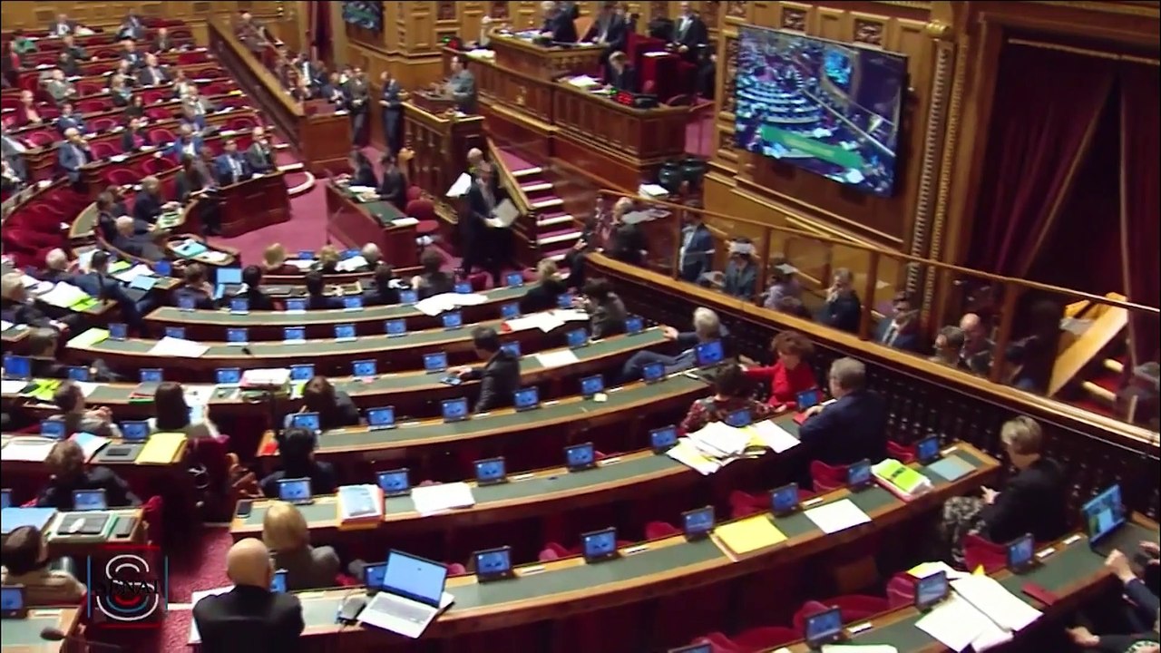 Macron defiende que la reforma de pensiones es "necesaria" pero reconoce que causó "ira"