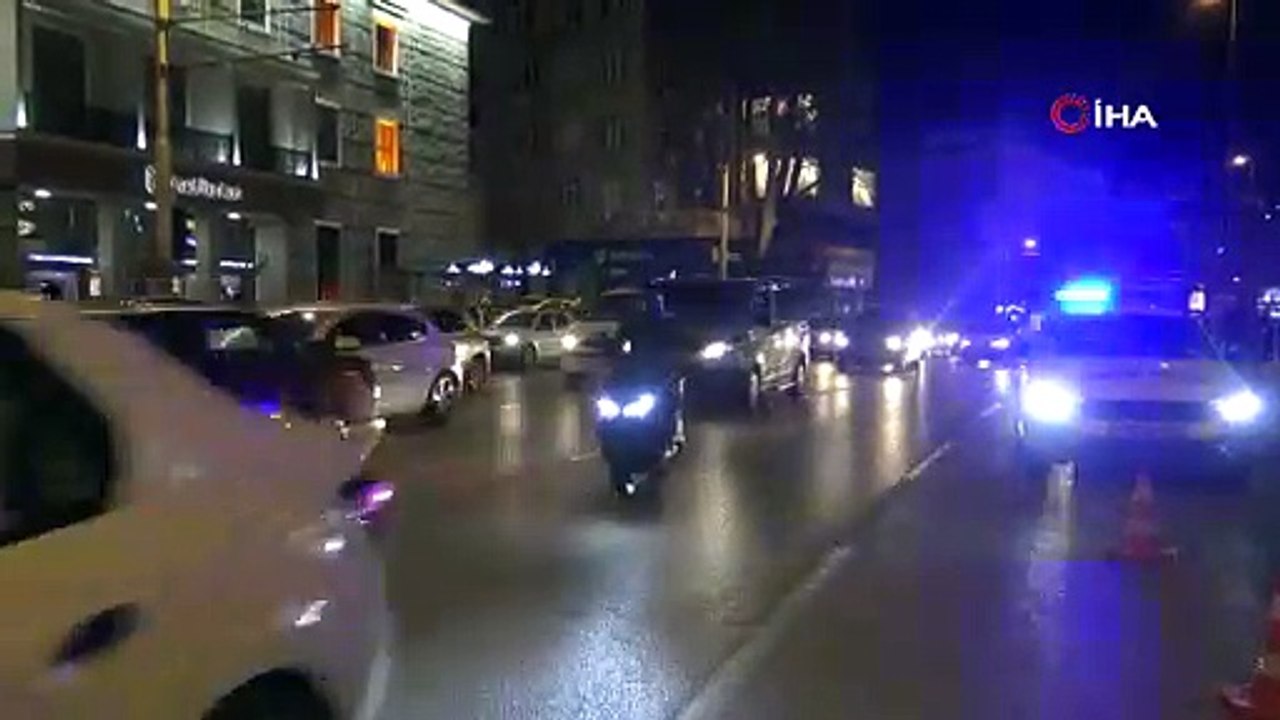 Kadir Gecesi’nde Bursalılar Ulu Cami’ye akın etti