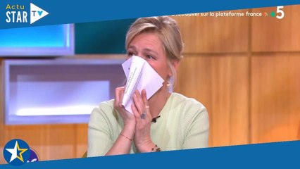 "On ne prévient pas les copains ?" : Anne-Elisabeth Lemoine est-elle dans un costume de la nouvelle