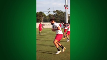 Jorge Sampaoli comandou a primeira atividade no Mengão, no Ninho do Urubu.