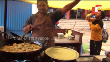 Stale food sold at roadside stall in Koraput, vendors unconcerned in absence of Food Safety Official