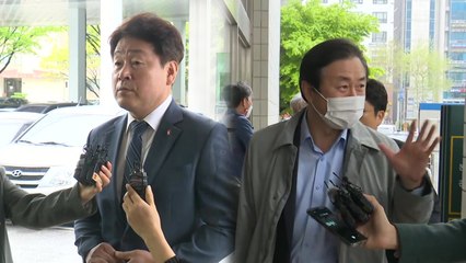 '김봉현 로비' 야당 정치인들 재판 출석..."기획 수사" / YTN